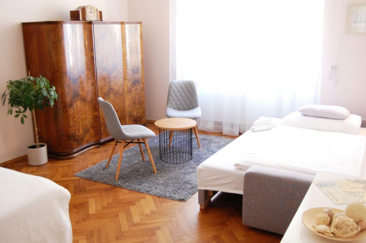 Apartment In The Heart Of Prága Kültér fotó